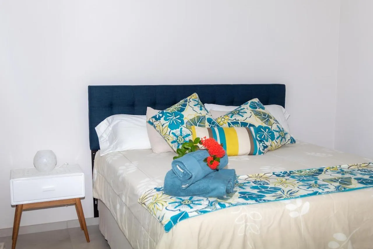 New! Cozy 1 Bedroom Condo- Gold Coast, Noord Aruba Palm Beach Apartment