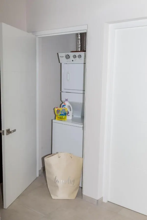Apartment New! Cozy 1 Bedroom Condo- Gold Coast, Noord Aruba Palm Beach